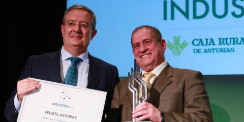 Entrega de premio a Pellets Asturias