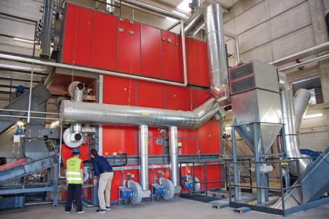 Caldera de biomasa en piensos mazana instalada por imartec